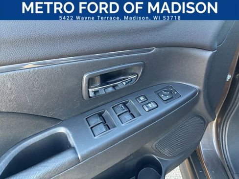 Used 2017 Mitsubishi Outlander Sport ES image 10