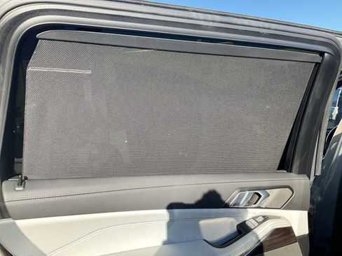 Used 2023 BMW X7 xDrive40i w/ Dynamic Handling Package image 51