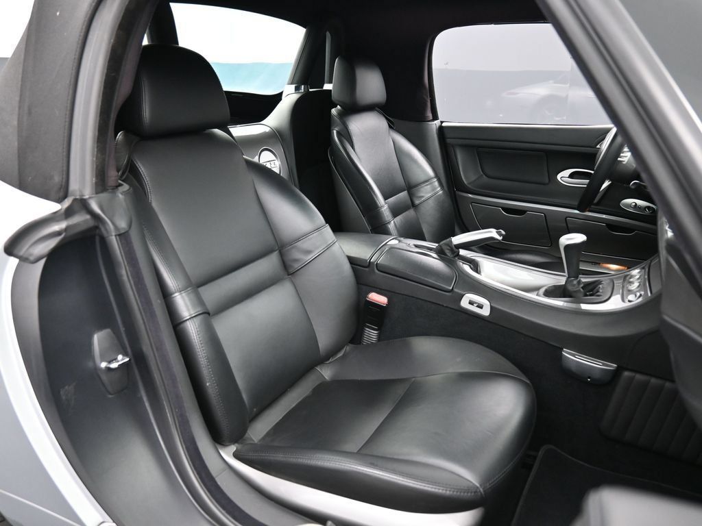 Used 2001 BMW Z8 RWD image 27