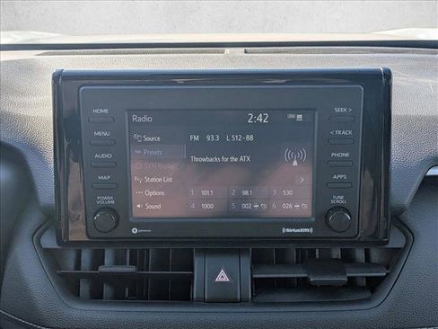 Used 2021 Toyota RAV4 XLE image 12