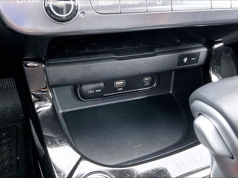 Used 2025 Kia Seltos EX w/ EX Sunroof Package image 32