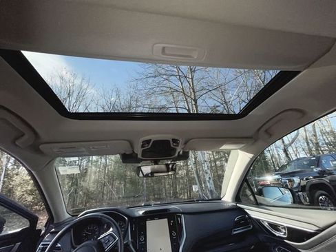 Used 2023 Subaru Outback Limited image 19