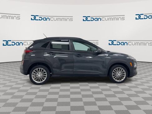 Used 2018 Hyundai Kona SEL image 9