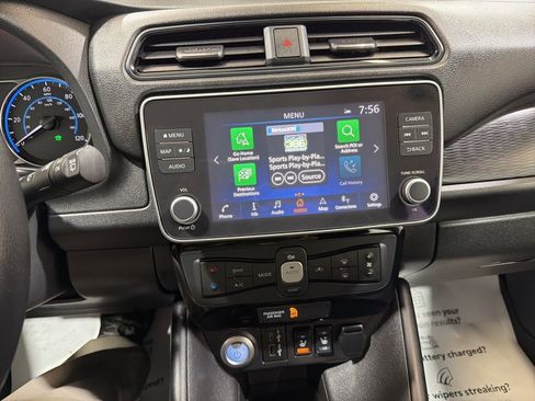 Used 2024 Nissan Leaf SV Plus image 28