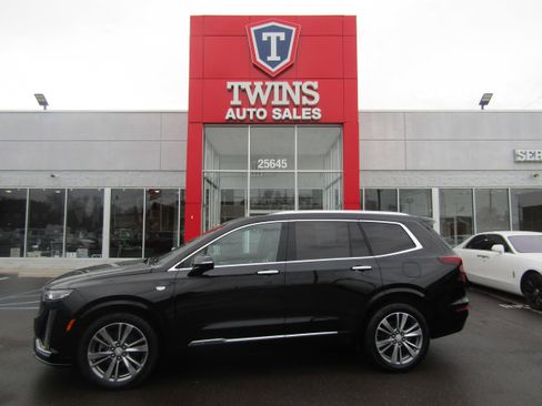 Used 2020 Cadillac XT6 Premium Luxury image 1