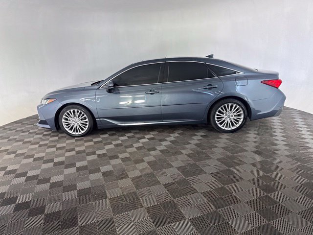 Used 2019 Toyota Avalon Limited w/ Advanced Safety Package FWD image 8