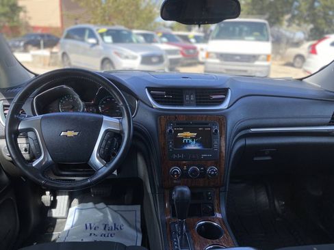 Used 2013 Chevrolet Traverse LT w/ All-Star Edition FWD image 10