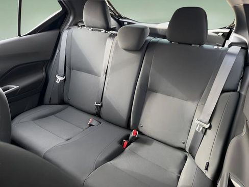 Certified 2025 Nissan Kicks Play S image 23