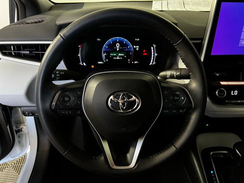 Used 2025 Toyota Corolla FX w/ Convenience Package image 9