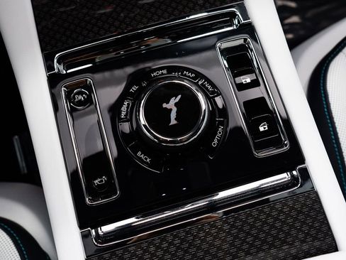 Certified 2026 Rolls-Royce Spectre Black Badge AWD/4WD image 33