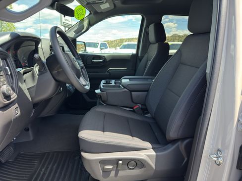 New 2026 Chevrolet Silverado 1500 Custom Trail Boss AWD/4WD image 16