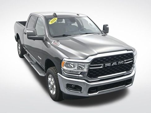 Used 2024 RAM 2500 Big Horn AWD/4WD image 24