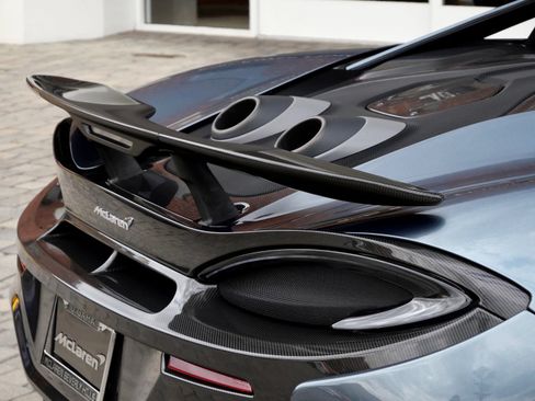 Used 2019 McLaren 600LT RWD image 27