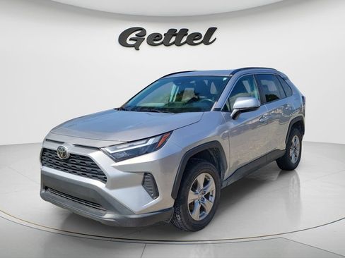 Used 2022 Toyota RAV4 XLE w/ Convenience Package AWD/4WD image 1