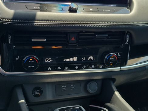 Certified 2026 Nissan Rogue SL AWD/4WD image 27