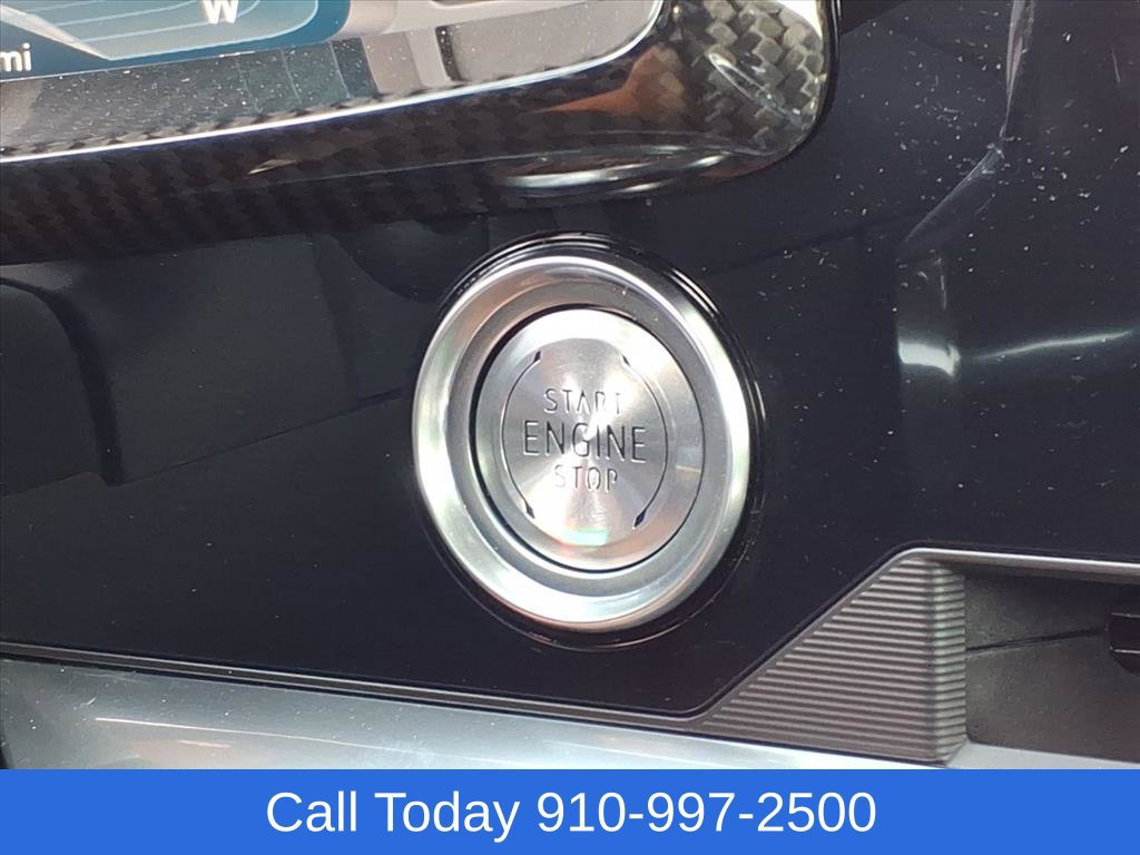 Used 2023 Chevrolet Corvette Stingray Premium Conv w/ Z51 Performance Package RWD image 19