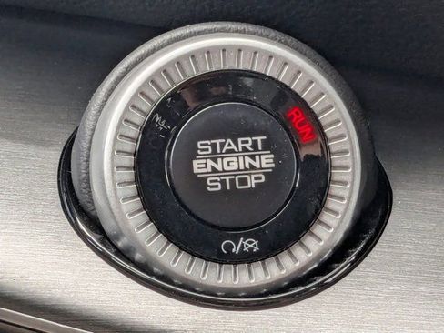 New 2026 Jeep Grand Wagoneer 2WD w/ 8-Passenger Seating Package image 31