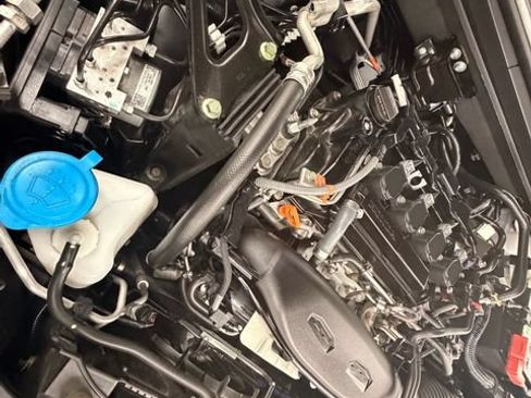 Certified 2025 Honda Accord SE image 10