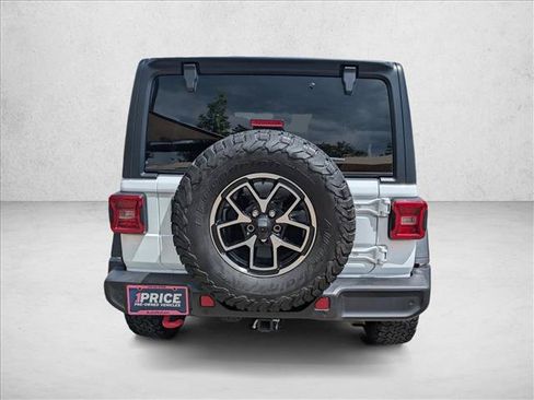 Used 2024 Jeep Wrangler Unlimited Rubicon w/ Technology Group AWD/4WD image 6