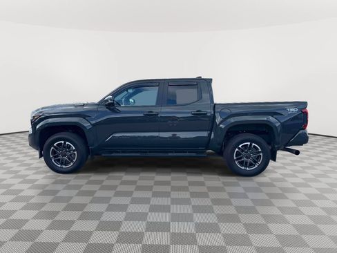 Used 2024 Toyota Tacoma TRD Sport w/ TRD Sport Premium Package AWD/4WD image 4