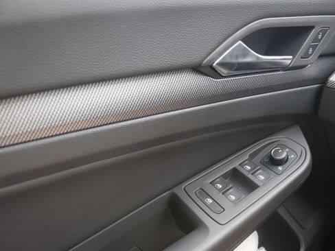 New 2025 Volkswagen GTI SE image 20