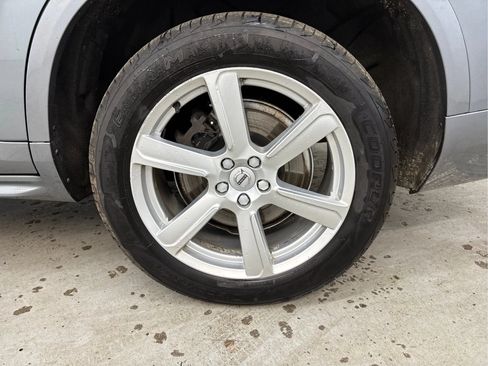 Used 2020 Volvo XC90 T6 Momentum AWD/4WD image 30