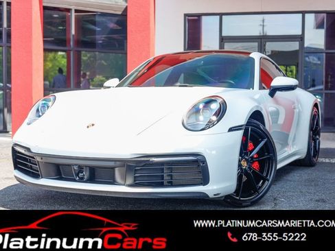 Used 2020 Porsche 911 Carrera RWD image 1
