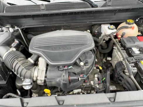 Used 2021 GMC Acadia SLT AWD/4WD image 66