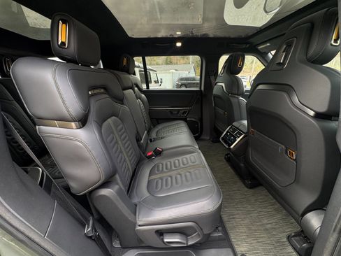 Used 2024 Rivian R1S Launch Edition image 34