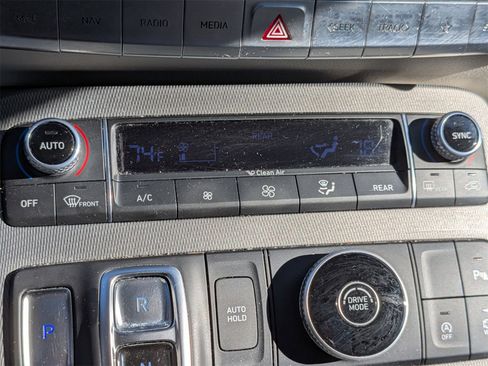 Used 2021 Hyundai Palisade Limited image 25