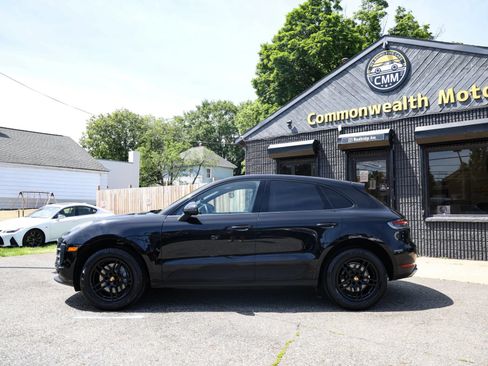 Used 2020 Porsche Macan AWD/4WD image 4