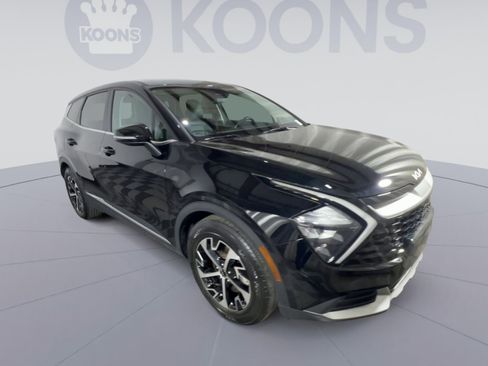Used 2023 Kia Sportage EX image 2