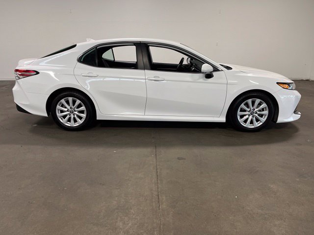 Used 2020 Toyota Camry LE w/ Convenience Package FWD image 2