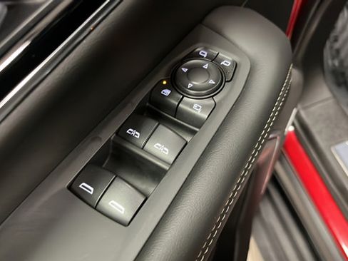 Used 2026 GMC Yukon Elevation AWD/4WD image 21