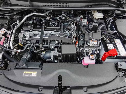 Used 2025 Toyota Corolla SE image 26