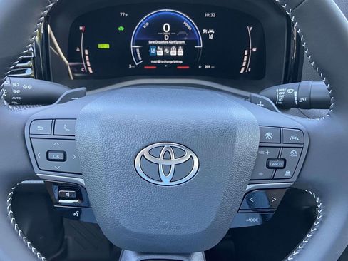 New 2026 Toyota Camry SE w/ Convenience Package image 28