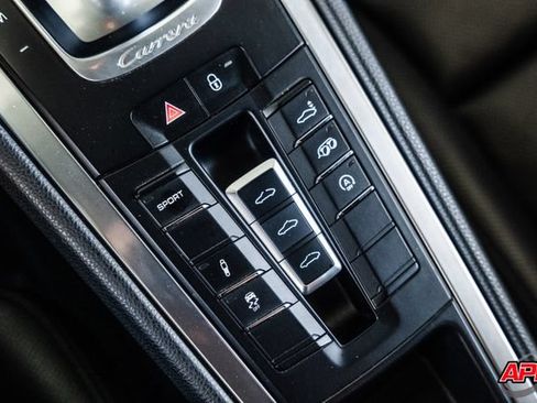 Used 2014 Porsche 911 Carrera 4S AWD/4WD image 19