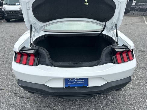 Certified 2024 Ford Mustang Coupe RWD image 19