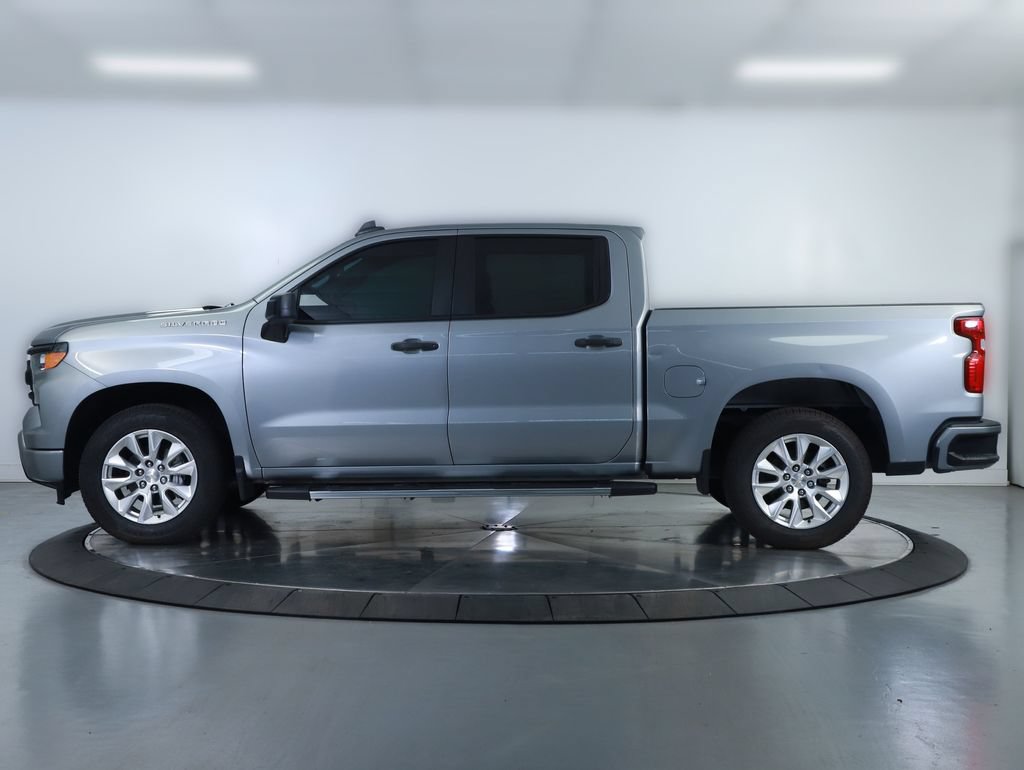 Used 2024 Chevrolet Silverado 1500 Custom RWD image 9