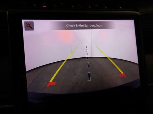 Used 2023 Jeep Grand Cherokee Limited w/ Black Appearance Package image 36