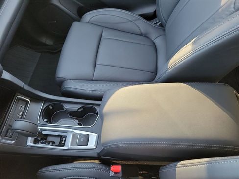 Used 2025 Subaru Ascent Limited image 22