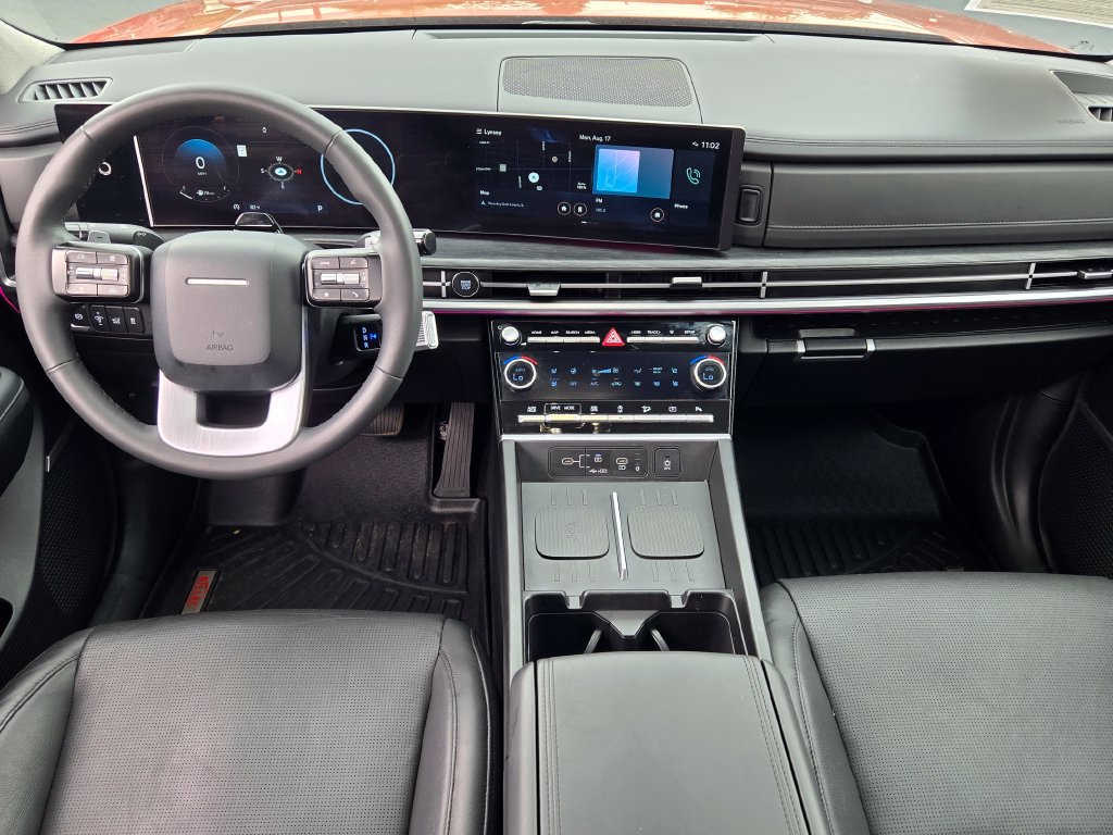 Certified 2024 Hyundai Santa Fe Limited AWD/4WD image 30