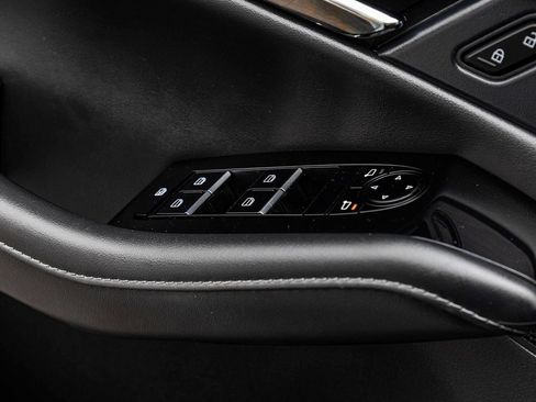 Used 2023 MAZDA CX-30 AWD 2.5 S w/ Preferred Package image 12