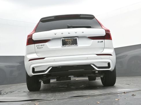 New 2026 Volvo XC60 B5 Plus w/ Protection Package Premier AWD/4WD image 33