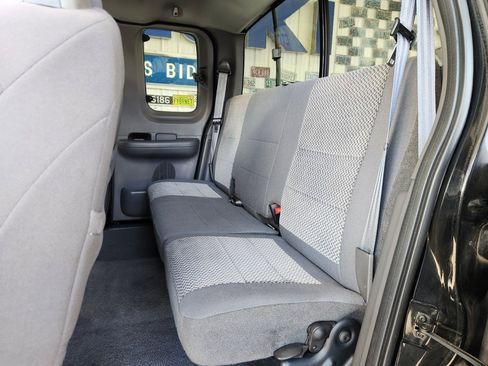 Used 2004 Ford F150 XLT image 6