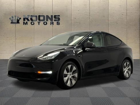 Used 2020 Tesla Model Y Long Range AWD/4WD image 1