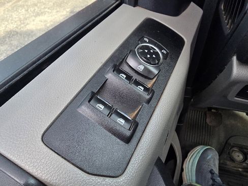 Used 2022 Ford F250 XL w/ Power Equipment Group image 23