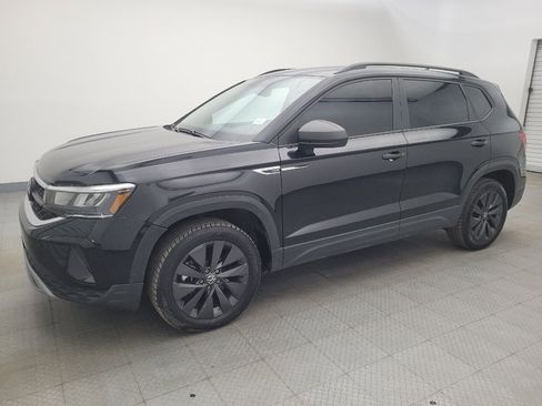 Used 2024 Volkswagen Taos S FWD image 2