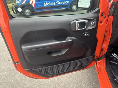 Certified 2020 Jeep Wrangler Sport image 14