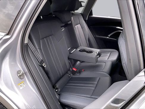 Used 2026 Audi Q5 Premium AWD/4WD image 20